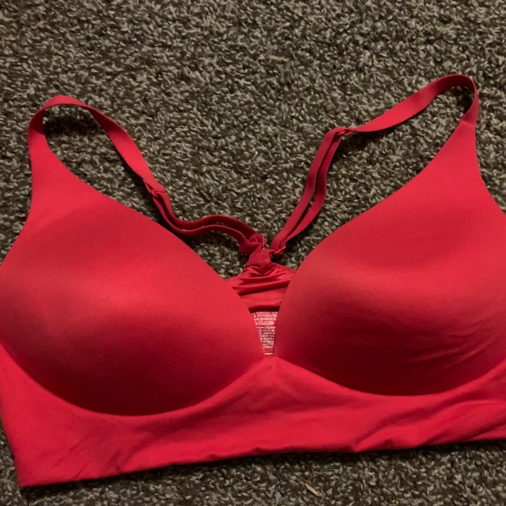 Victoria’s Secret size 36C red racer back